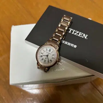 CITIZEN 사쿠라 핑크 크로스 씨 전파 시계