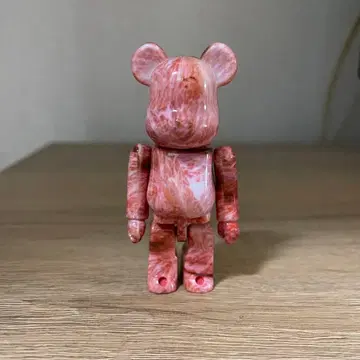 에이징 비프 10주년 기념 베어브릭