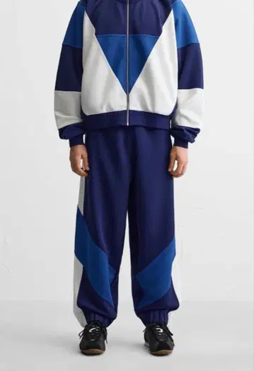 완판템 ZARA 셋업 RETRO FOOTBALL