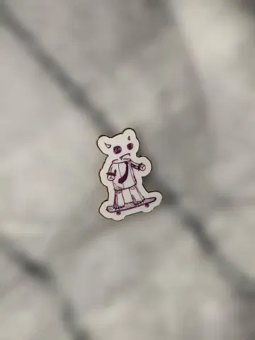 아키야마 키이로 핀 배지