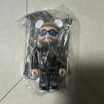 새상품 시리즈51 BE@RBRICK 베어브릭 100% 시크릿
