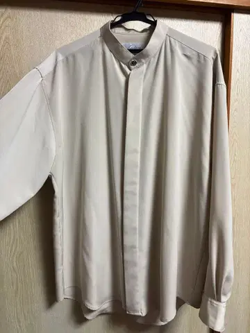 Andros 베이지 긴팔 셔츠