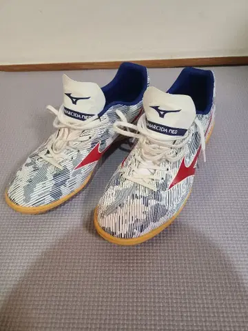 Mizuno Monarcida 풋살화 화이트/블루/레드