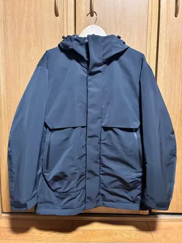 유니클로 +J 복각 하이브리드 다운 오버사이즈 파카 M 사이즈