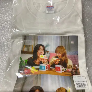 아야카쨩은 히로코 선배를 좋아해 t셔츠 L 사이즈