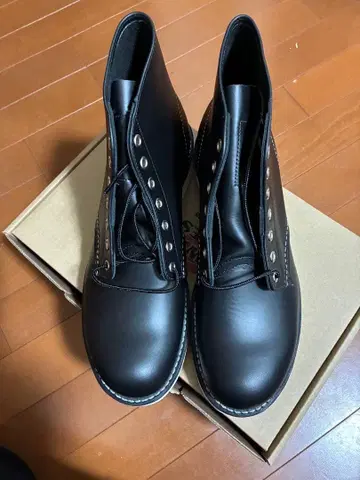레드윙 8165 US 9 미사용품