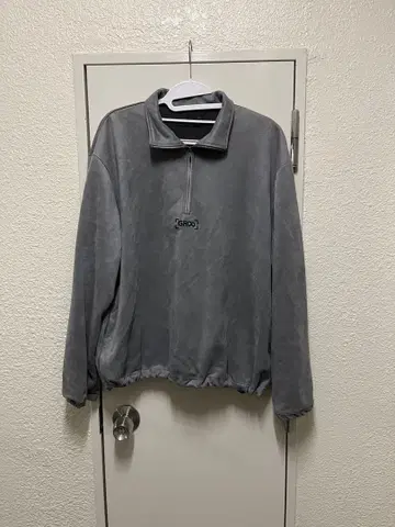 AZUL by MOUSSY 벨로아 하프 지퍼 풀오버