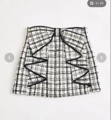 Belle Charme 백리본 트위드 스커트