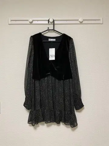 새상품 ZARA 벨로아 베스트 포함 라메 믹스 쉬폰 미니 원피스 XL