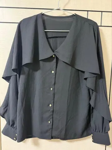 에이미 로우 Eimeelaw 블라우스