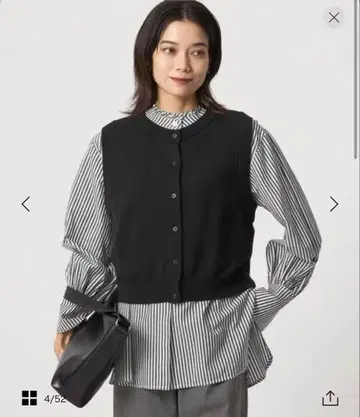 green label relaxing 니트 베스트 x 프릴 넥 블라우스