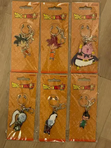 드래곤볼 초 키링 GEE