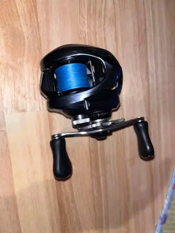 ALDEBARAN 베이트릴 오른손잡이용 파란색 스풀