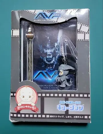 해피 콜라보 큐션 에이리언 스트랩 로즈 오닐 큐피