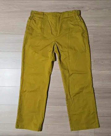 Dickies 황토색 치노 팬츠