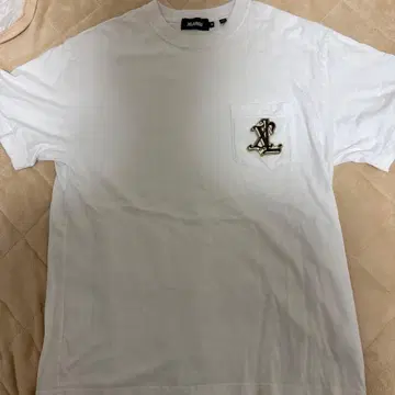 XLARGE 화이트 T셔츠