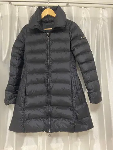 새상품급 타트라스 SARMA 블랙