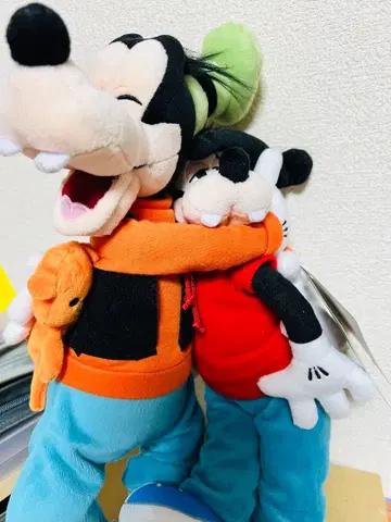 디즈니 스토어 한정 구피 맥스 허그 봉제 인형