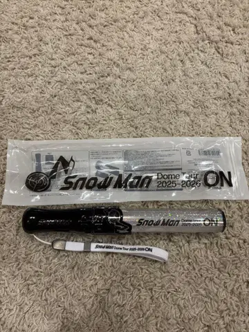 Snow Man Dome Tour 2025-2026 ON 응원봉