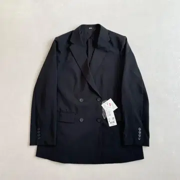 택 포함 새상품 유니클로C 감동 더블 자켓 릴랙스 핏+ M 블랙