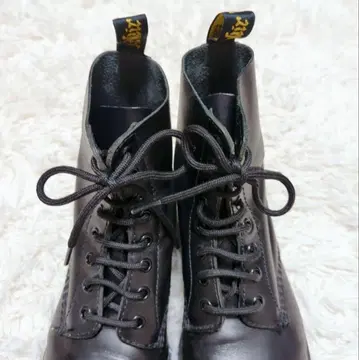 닥터마틴 UK 5 8홀 PASCAL