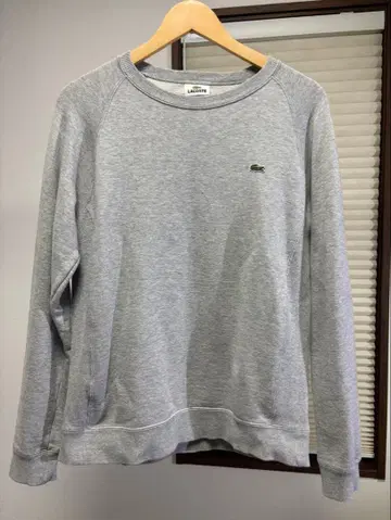 LACOSTE 그레이 맨투맨 트레이닝복