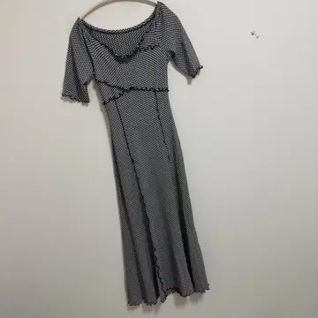 머큐리 듀오 깅엄 배색 멜로우 컷 원피스