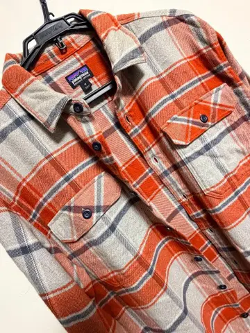 새상품급 Patagonia 남성용 롱 슬리브 피요르드 플란넬 셔츠