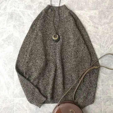 584 요건 레일 실크 울 하이넥 니트 스웨터