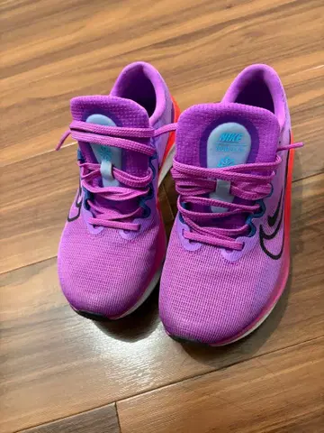 줌 플라이 5 25.0cm