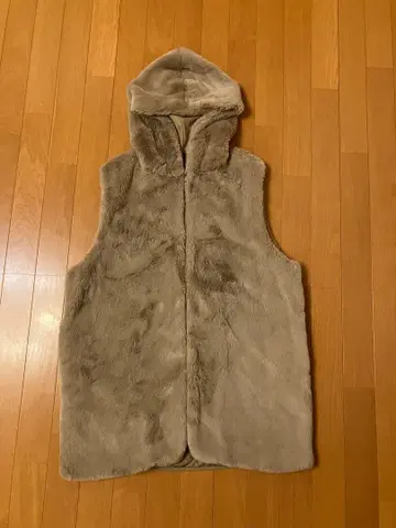 후드 부착 에코 퍼 베스트