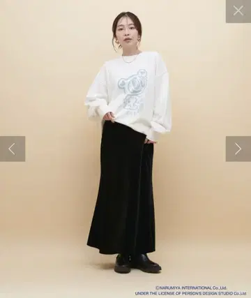 내추럴 꾸뛰르 엔젤 블루 프린트 빅 맨투맨