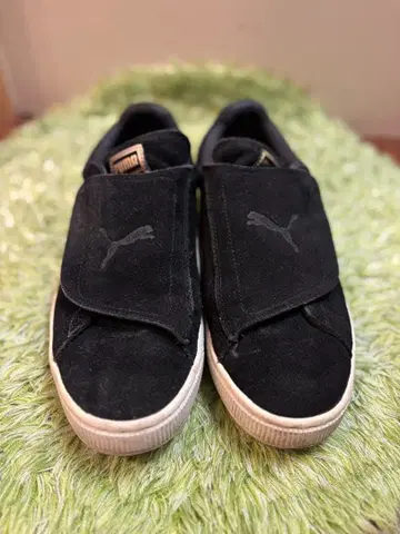 푸마 스웨이드 슬립온 스니커즈 블랙 25.0