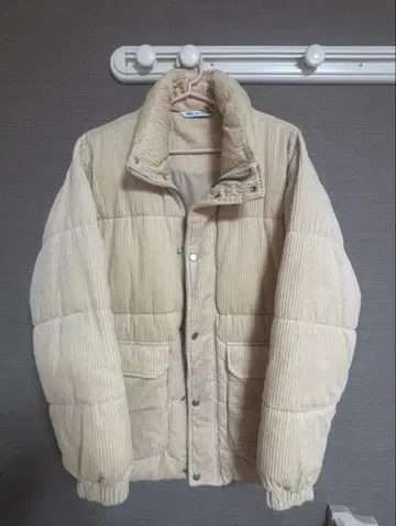 ZARA 코듀로이 다운 자켓
