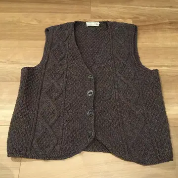 빈티지 아일랜드 핸드메이드 CLEO 퓨어 뉴 울 베스트