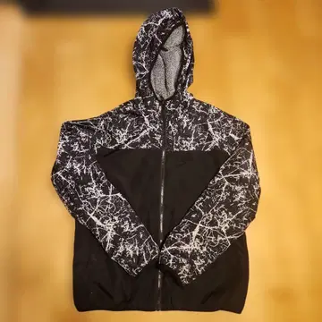 후드 부착 나일론 자켓 블랙 화이트 마블