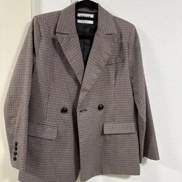 체크 무늬 더블 버튼 테일러드 자켓