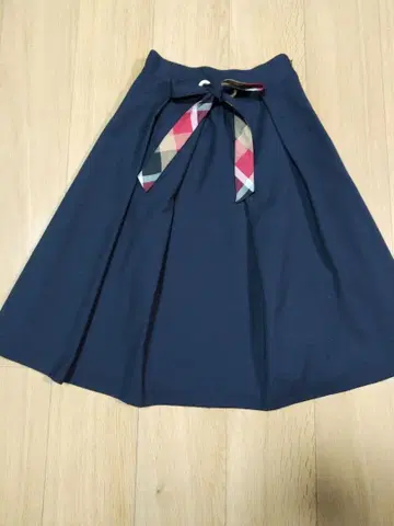 블루 라벨 네이비 플레어 스커트 체크 리본
