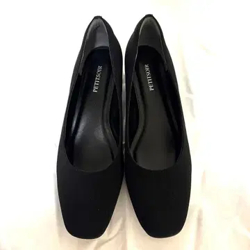 PETITSOIR 블랙 펌프스 포멀 펌프스