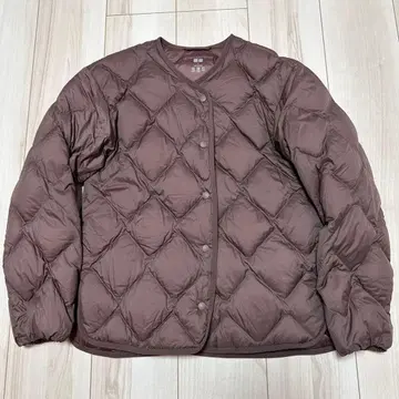 유니클로 울트라 라이트 다운 릴랙스 브라운 S 사이즈