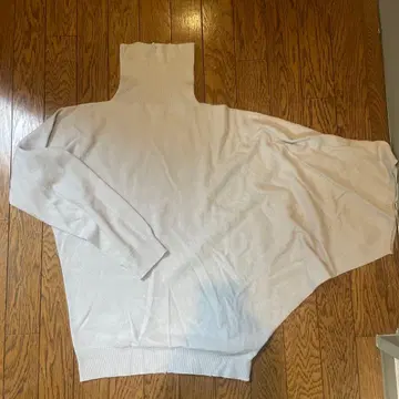 B급 새상품급 존스턴즈 cashmere 100% 하이넥 스웨터