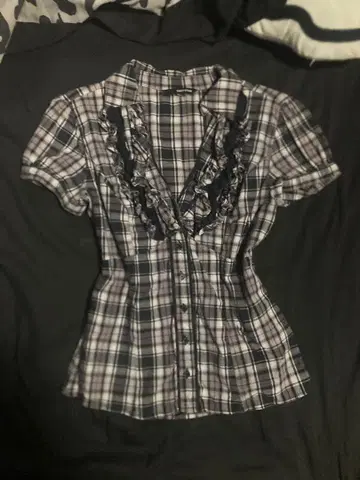 체크 무늬 프릴 반팔 셔츠 그런지 y2k