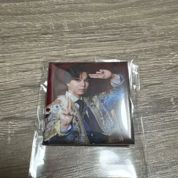 M!LK 스퀘어 캔뱃지 시오자키 타이치