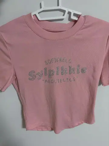 핑크 크롭 T셔츠 큐빅 로고 y2k