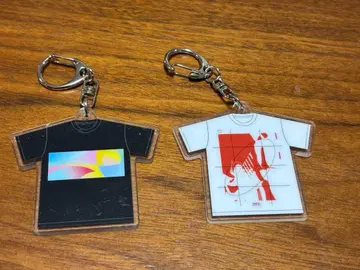 유리 투어 굿즈 (T셔츠 키링) 2개 세트