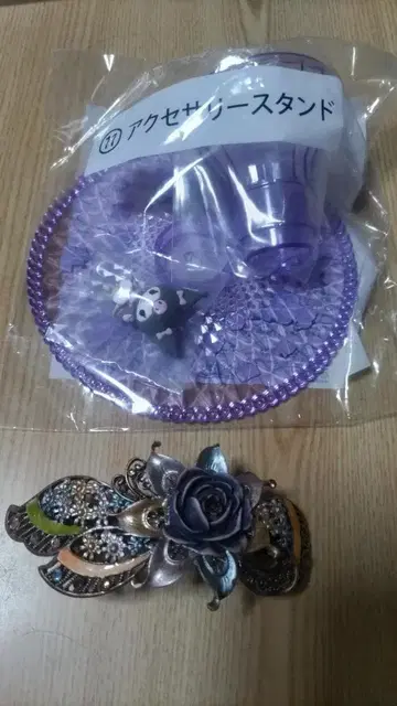 산리오 쿠로미 액세서리 스탠드 앤티크풍 머리핀