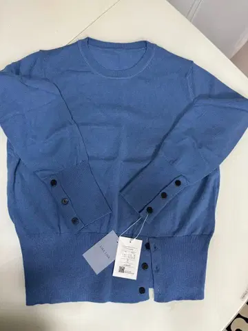 [새상품] LISA LISA 블루 긴팔 니트