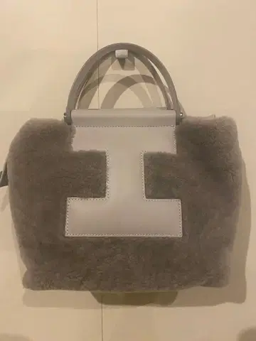 이아쿠치 벨타 무스탕 새상품