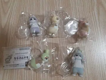 mofusand 나란히입니다.