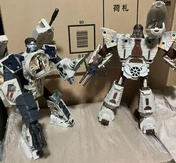 밀레니엄 팔콘 트랜스포머 한 솔로 츄바카 스타 워즈